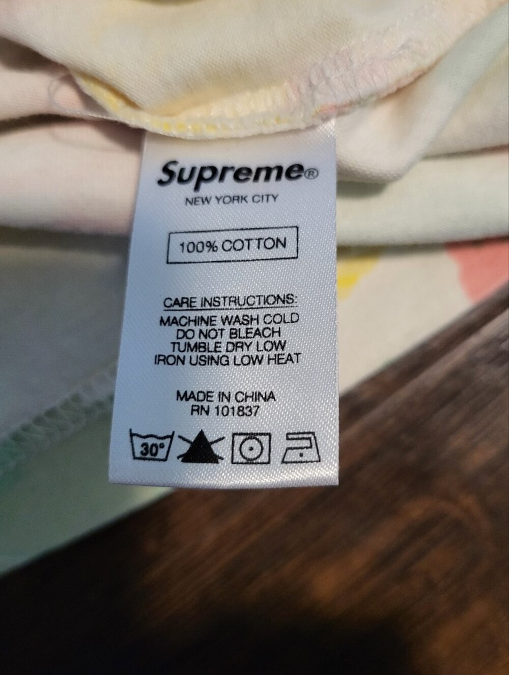 Supreme Floral Logo Short Sleeve T-Shirt Size Small Back Print Vintage Rose Past - Picture 5 of 7